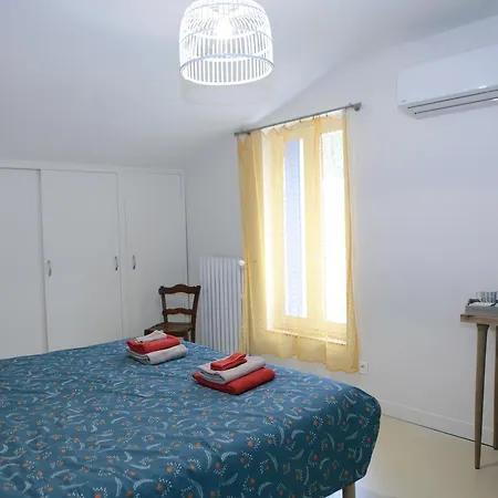 Le Saule Reveur Bed & Breakfast